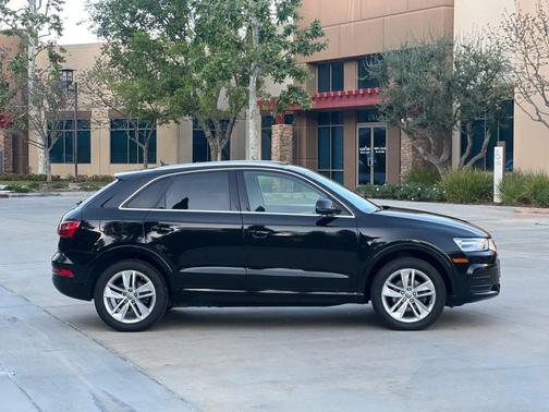 2017 Audi Q3 2.0T Premium Plus