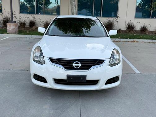 Winter Frost Pearl 2012 Nissan Altima 2.5 S