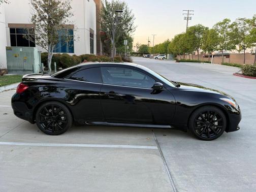 Black Obsidian 2009 INFINITI G37 Base