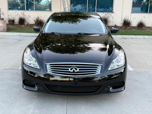 Black Obsidian 2009 INFINITI G37 Base