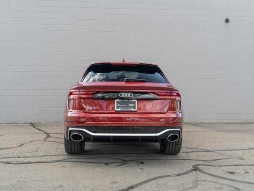 2024 Audi RS Q8 4.0T