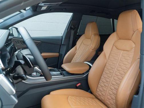 2024 Audi RS Q8 4.0T