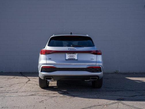 2025 Audi Q5 Premium TFSI quattro S tronic