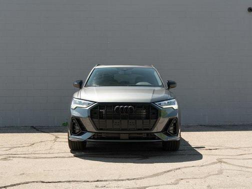 2025 Audi Q3 45 S line Premium Plus