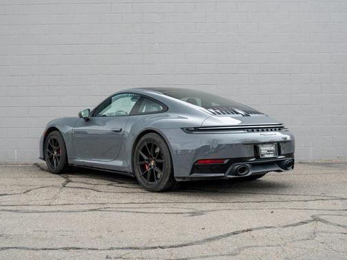 2026 Porsche 911 Carrera S