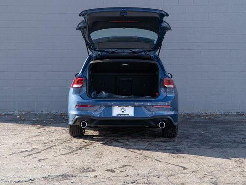 2026 Volkswagen Golf GTI 2.0T SE DSG