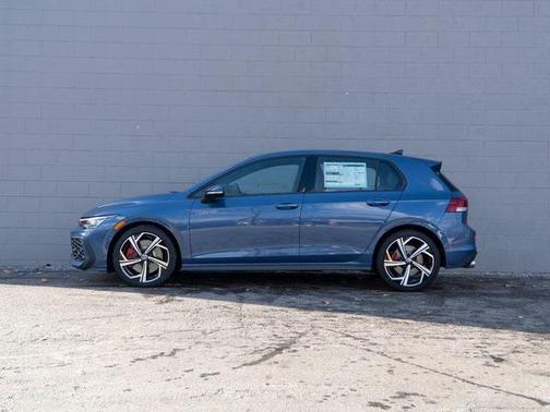 2026 Volkswagen Golf GTI 2.0T SE DSG