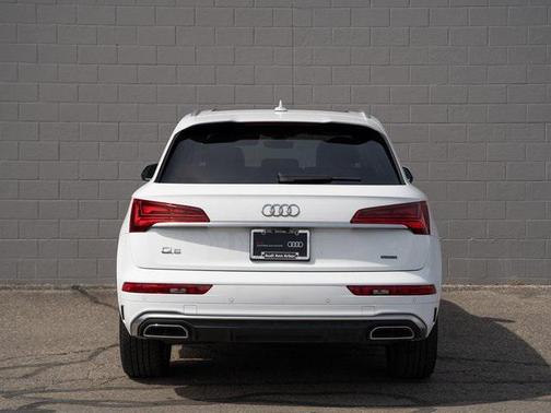 2024 Audi Q5 45 S line Premium