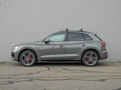 2024 Audi Q5 e 55 S line Premium Plus