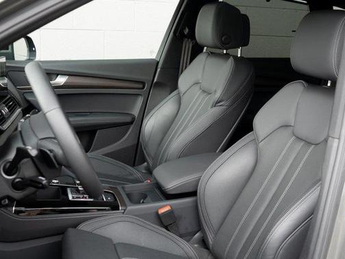 2024 Audi Q5 e 55 S line Premium Plus