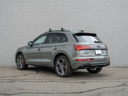2024 Audi Q5 e 55 S line Premium Plus