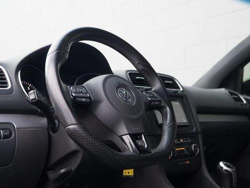 2013 Volkswagen Golf R 4-Door