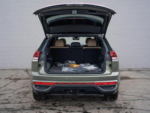 2026 Volkswagen Atlas Cross Sport 2.0T SE w/Technology 4MOTION