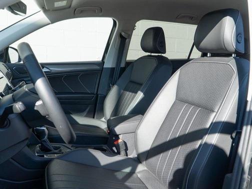 2023 Volkswagen Tiguan 2.0T SE 4MOTION