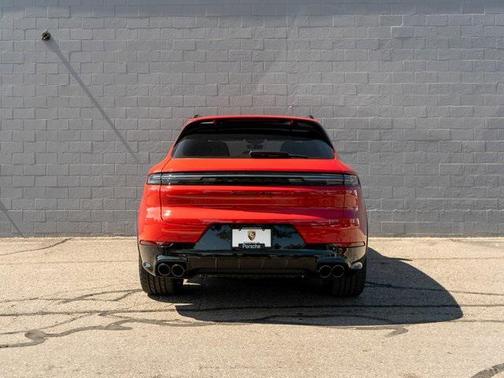 2026 Porsche Cayenne GTS