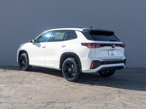 2026 Volkswagen Tiguan 2.0T SE R-Line Black 4MOTION