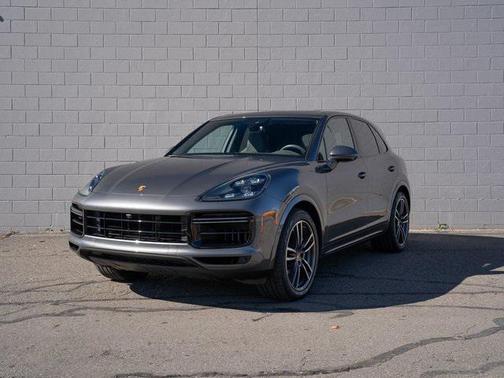 2022 Porsche Cayenne Turbo