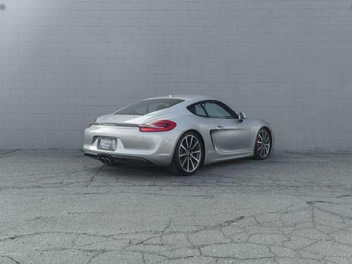 2016 Porsche Cayman S