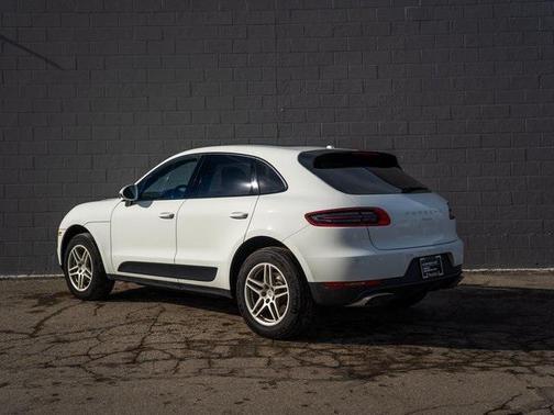 2018 Porsche Macan 