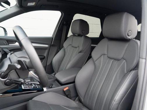 2025 Audi Q5 45 S line Premium