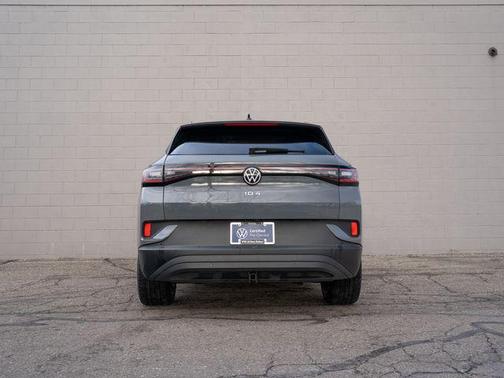 Pure Gray 2023 Volkswagen ID.4 AWD Pro S