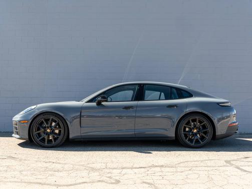 Slate Grey Neo 2025 Porsche Panamera