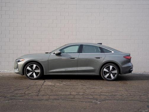 2025 Audi A5 Premium Plus TFSI quattro S tronic