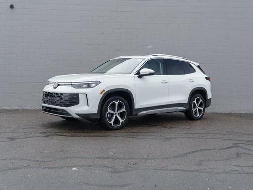 2025 Volkswagen Tiguan 2.0T SE 4MOTION