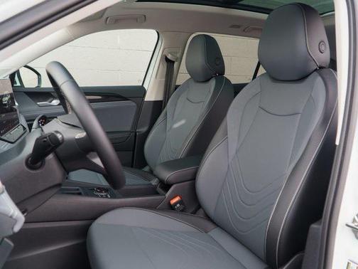 2025 Volkswagen Tiguan 2.0T SE 4MOTION