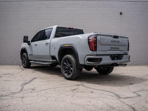 Thunderstorm Gray 2025 GMC Sierra 2500 AT4
