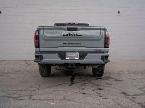 Thunderstorm Gray 2025 GMC Sierra 2500 AT4