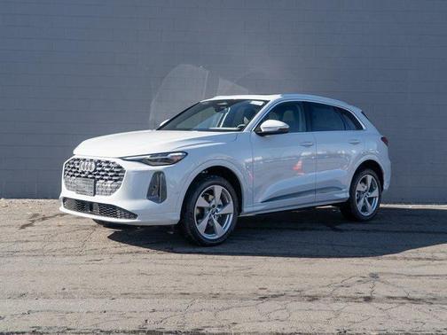 2025 Audi Q5 Premium Plus TFSI quattro S tronic