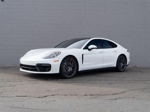 2021 Porsche Panamera 4