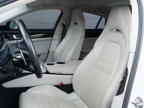 2021 Porsche Panamera 4