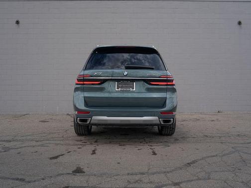 Blue Ridge Mountain Metallic 2023 BMW X7 xDrive40i