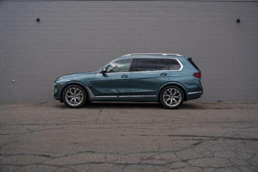 Blue Ridge Mountain Metallic 2023 BMW X7 xDrive40i