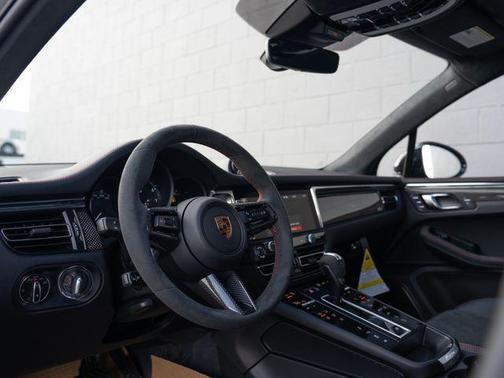 2026 Porsche Macan GTS
