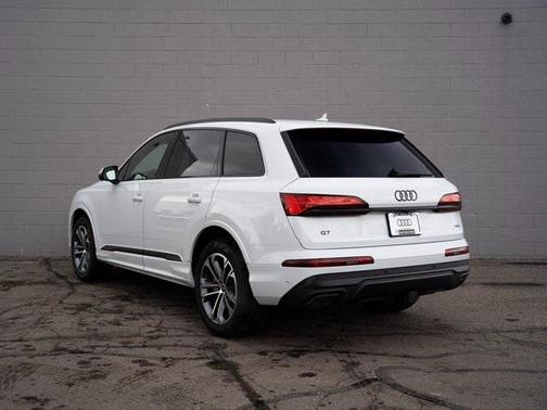 2026 Audi Q7 55 Premium