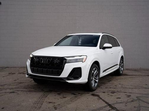 2026 Audi Q7 55 Premium