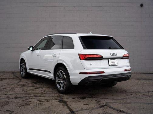 2026 Audi Q7 55 Premium