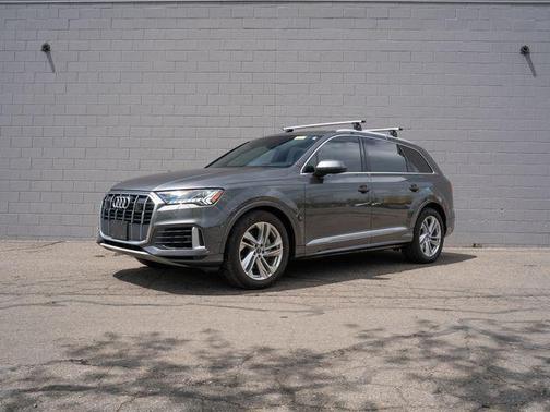 Gray Metallic 2021 Audi Q7 55 Prestige