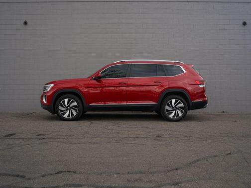 Aurora Red Metallic 2024 Volkswagen Atlas 2.0T SEL