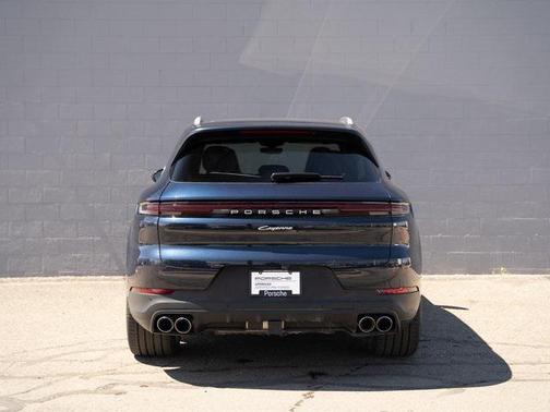 2024 Porsche Cayenne E-Hybrid S