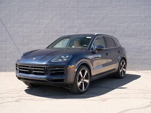 2024 Porsche Cayenne E-Hybrid S