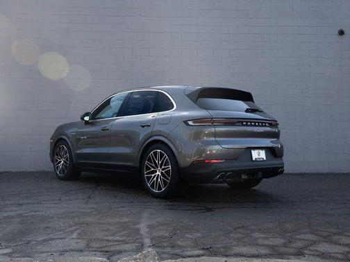 2026 Porsche Cayenne Cayenne E-Hybrid