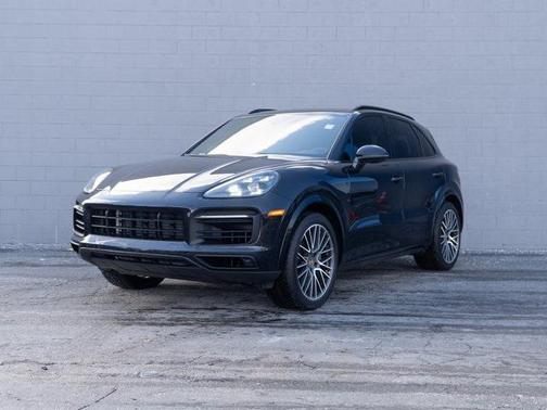 2022 Porsche Cayenne S