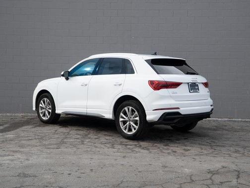 2025 Audi Q3 45 S line Premium Plus