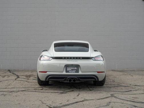 2024 Porsche 718 Cayman 
