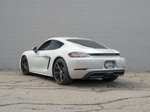 2024 Porsche 718 Cayman 