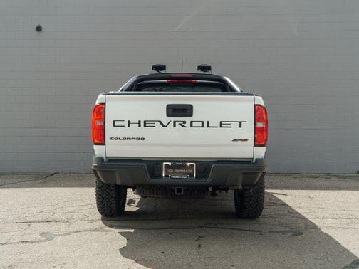 Summit White 2022 Chevrolet Colorado ZR2